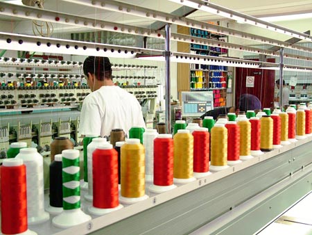 fabricantes ropa con bordados